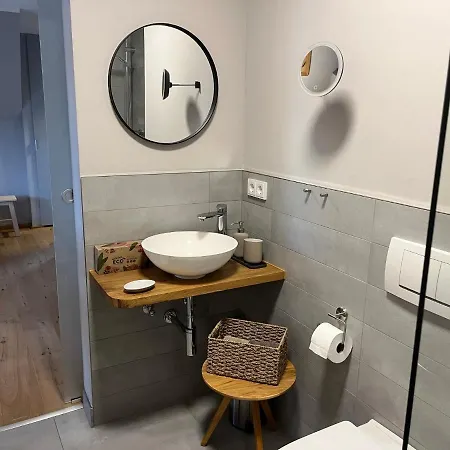 Appartement Wohnen Bei Frauschmitt *